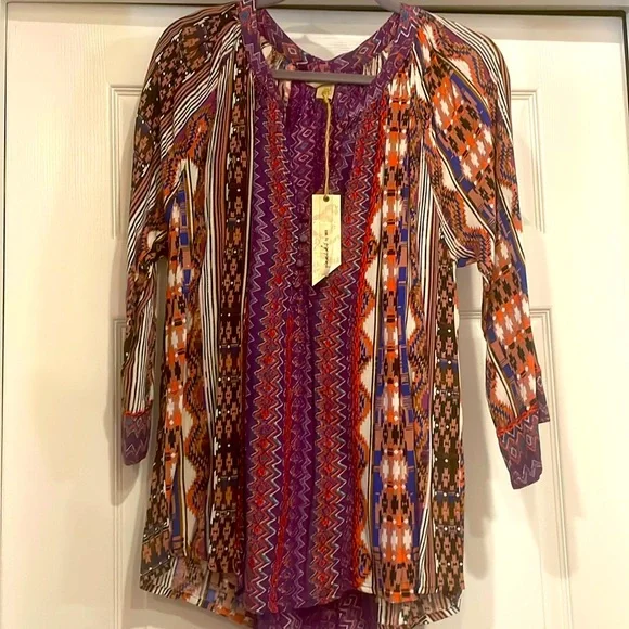 NWT Gimmicks by BKE Top - Picture 1 of 3